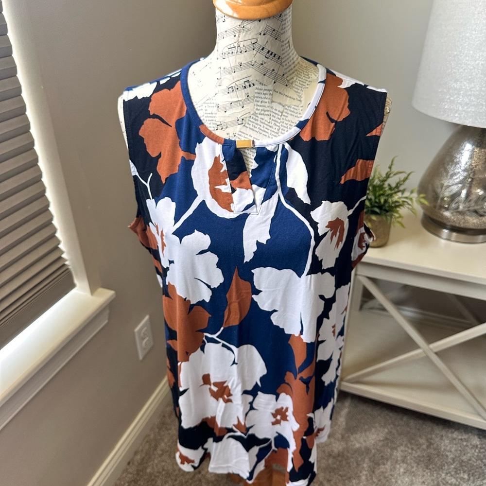 Liz Claiborne Orange and White Sleeveless Blouse